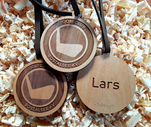 Bag Tag aus Holz personalisiert