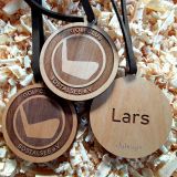 Personalisiertes Holz-Bagtag, verschiedene Farben