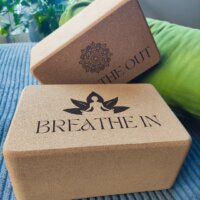 clubtags personalisierbarer Yoga Block aus Kork